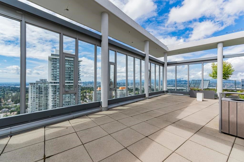 2105-13438 Central Avenue, Surrey, BC - Photo Showing Other Room