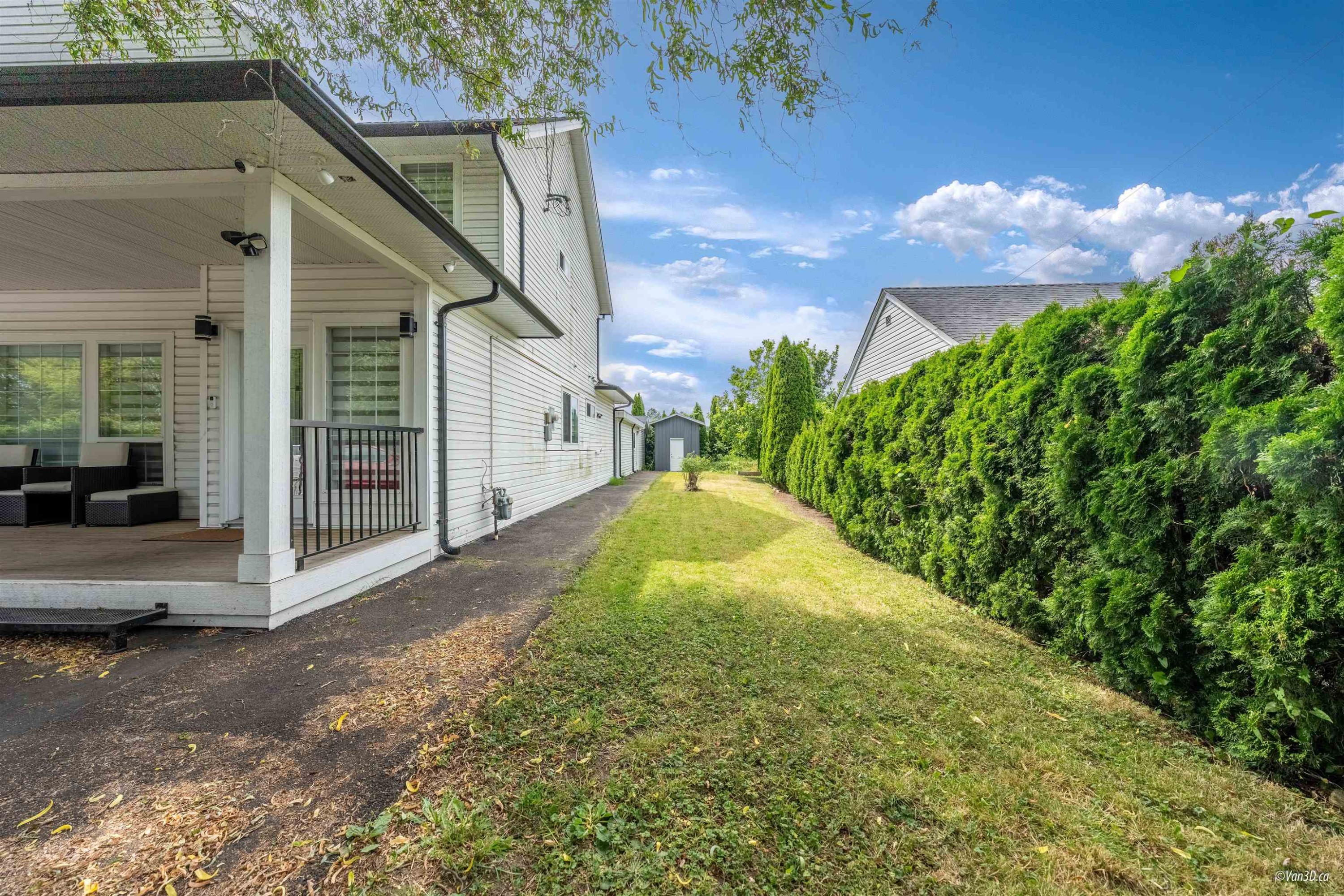 6709 216 Street, Langley, BC - Outdoor