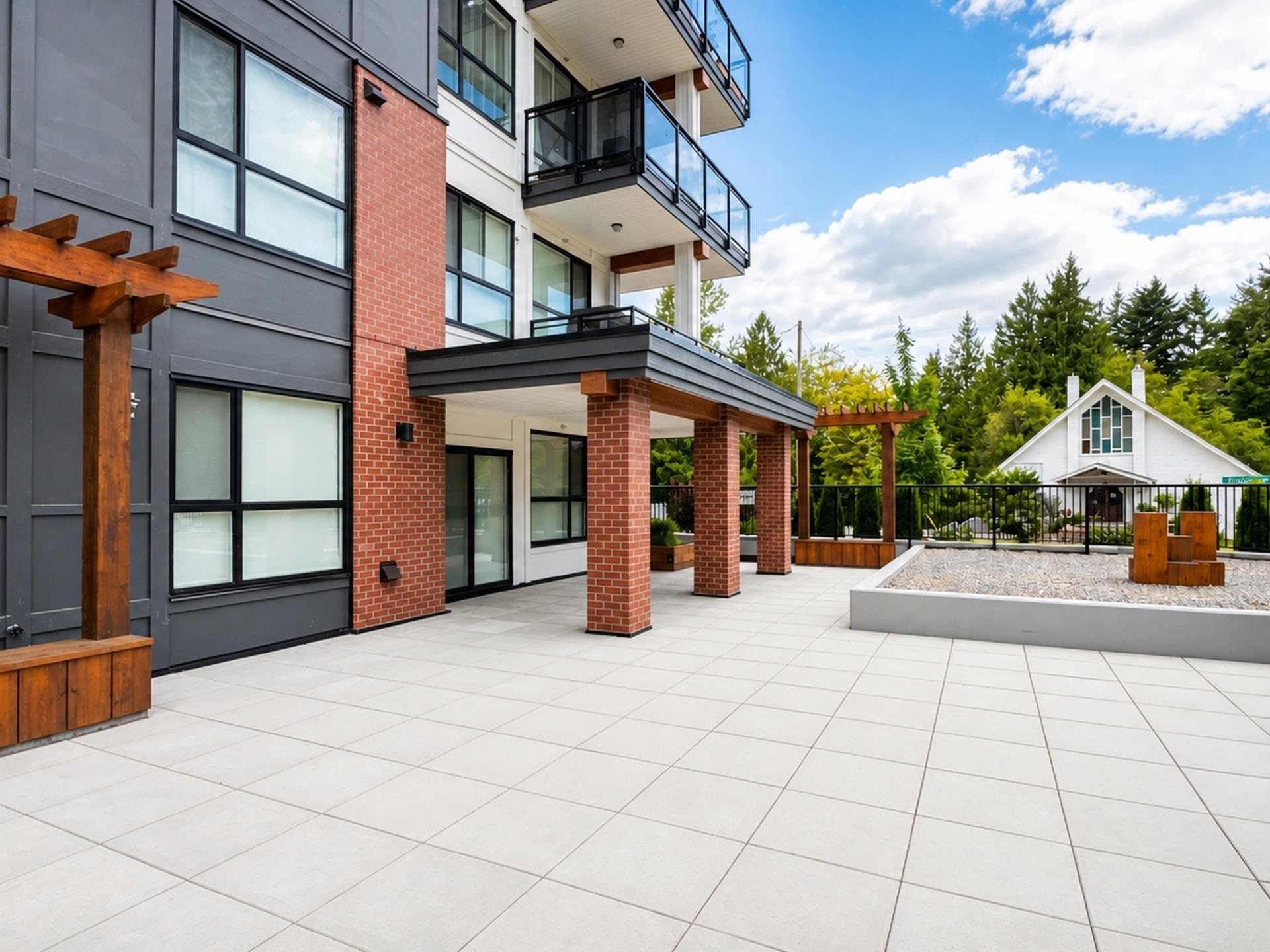 214-5504 Brydon Crescent, Langley, BC - Outdoor With Balcony