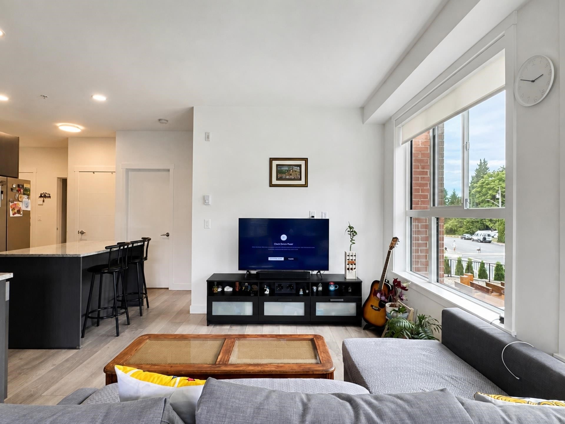 214-5504 Brydon Crescent, Langley, BC - Indoor Photo Showing Living Room