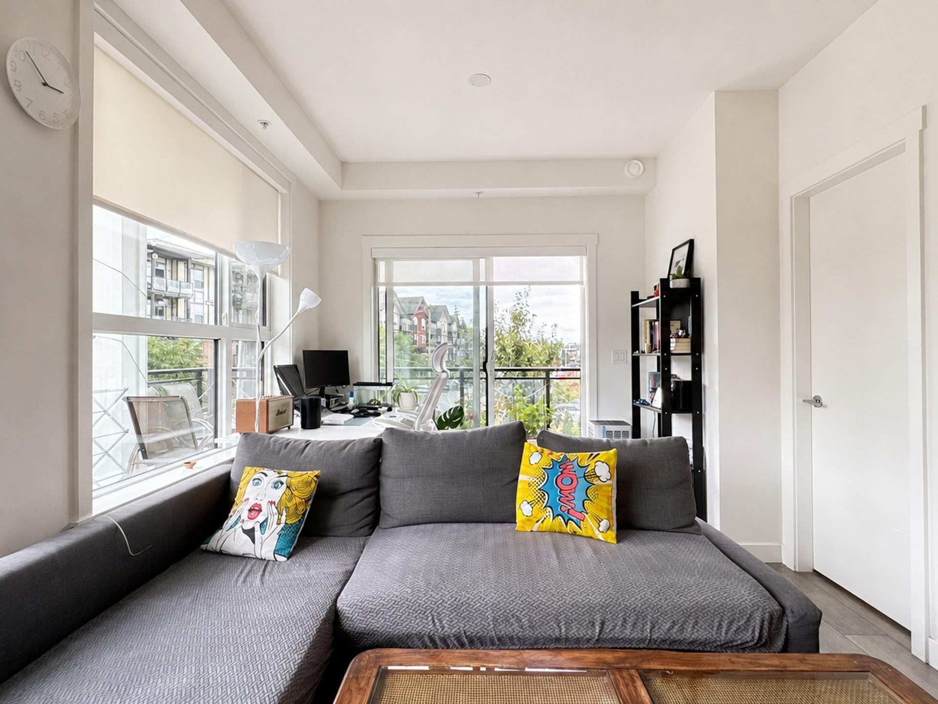 214-5504 Brydon Crescent, Langley, BC - Indoor Photo Showing Living Room