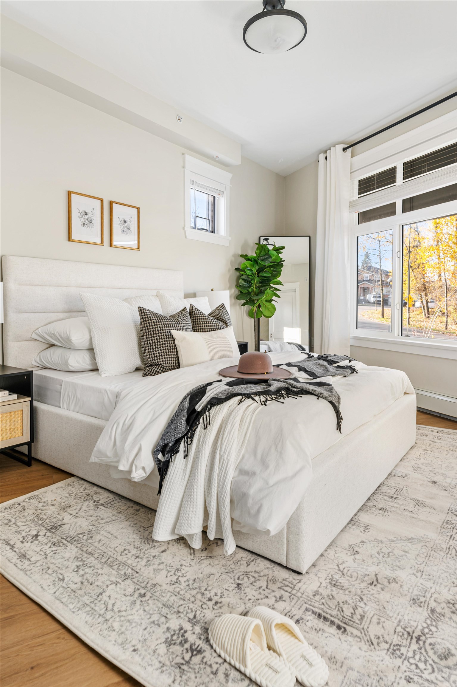 513-11058 132 Street, Surrey, BC - Indoor Photo Showing Bedroom