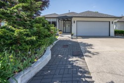 33764 Blueberry Drive Mission, BC V2V 7A1