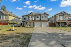 26852 26a Avenue Langley, BC V4W 3Z6