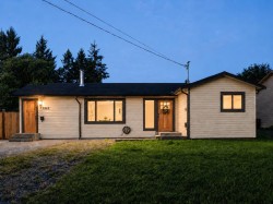 27036 28 Avenue Langley, BC V4W 3E5