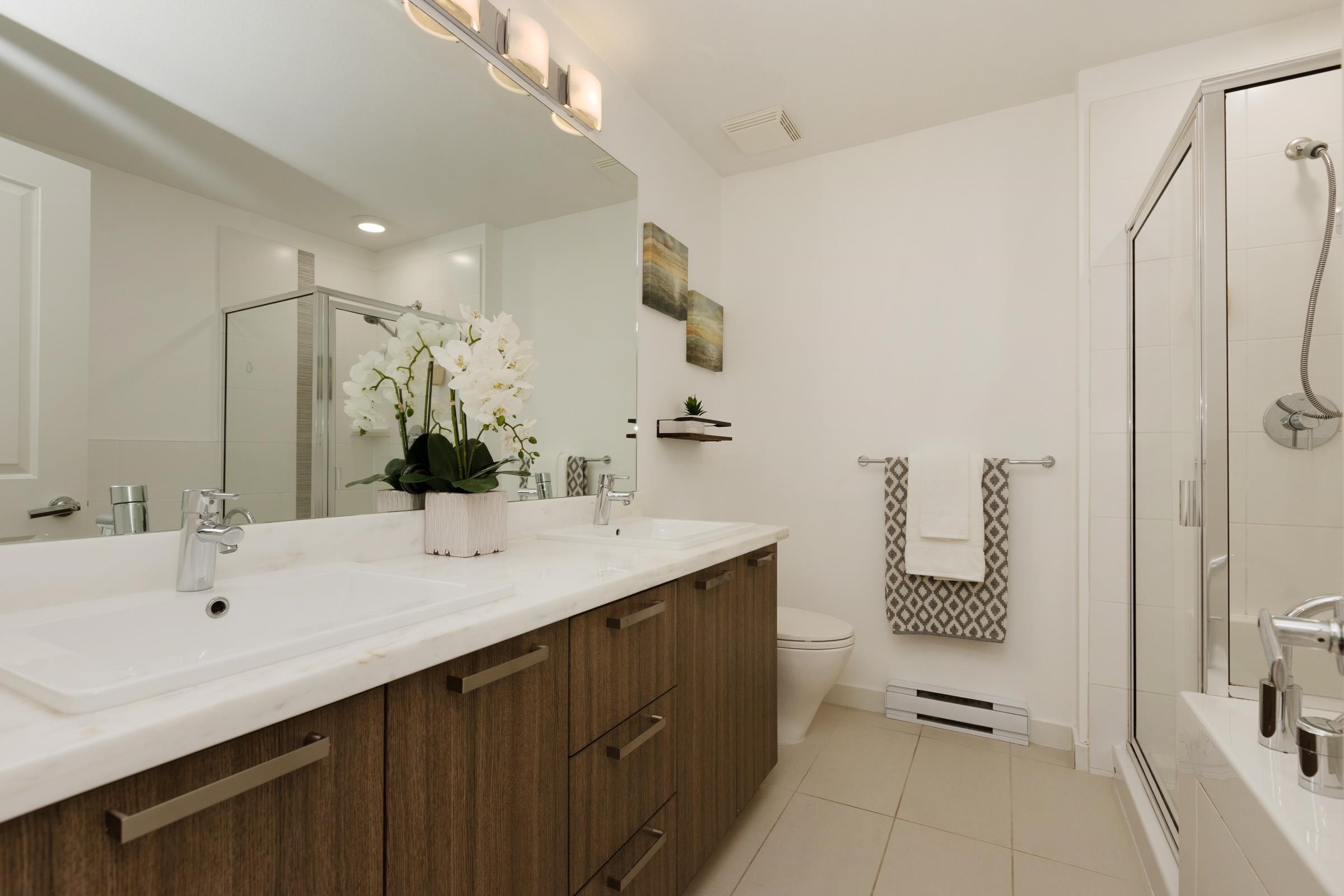 22-10595 Delsom Crescent, Delta, BC - Indoor Photo Showing Bathroom