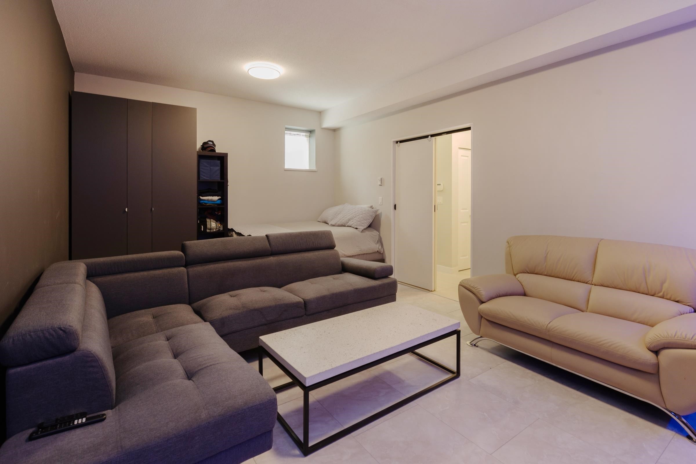 22-10595 Delsom Crescent, Delta, BC - Indoor Photo Showing Living Room