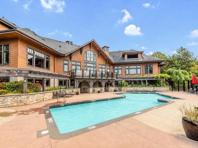 22-10595 Delsom Crescent, Delta, BC - Outdoor With In Ground Pool With Deck Patio Veranda