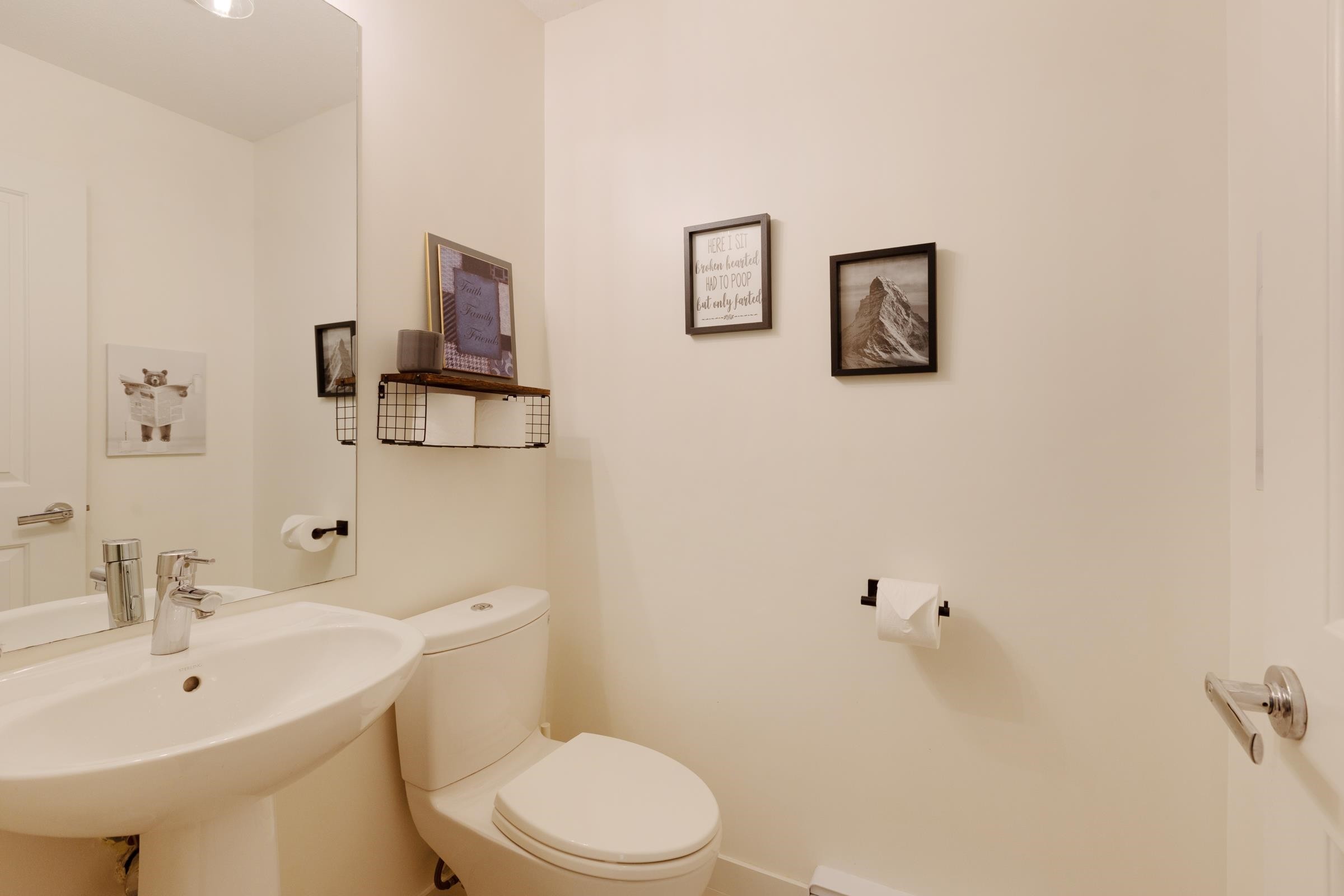 22-10595 Delsom Crescent, Delta, BC - Indoor Photo Showing Bathroom