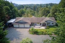 9536 Barr Street Mission, BC V2V 7C9