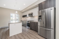 15-20087 68 Avenue Langley, BC V2Y 0Y4