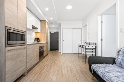 1607-13615 Fraser Highway Surrey, BC V3T 0P7
