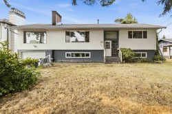 5845 124 Street Surrey, BC V3X 1Y2