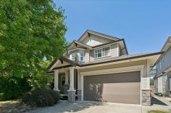19661 73b Avenue Langley, BC V2Y 3C4