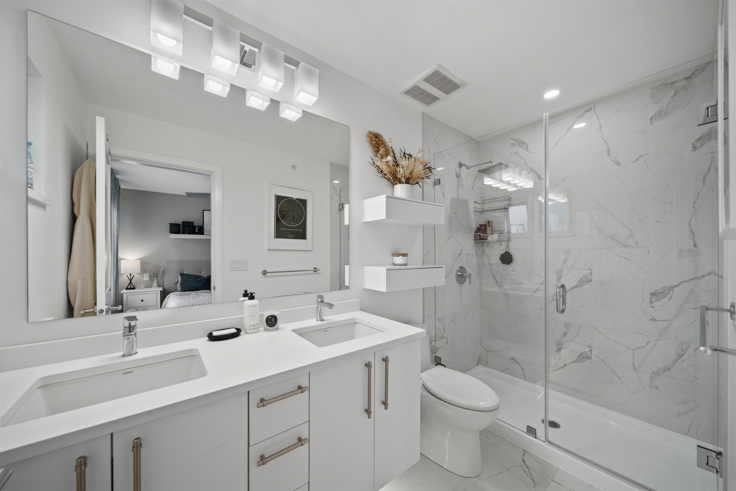 50-8430 203A Street, Langley, BC - Indoor Photo Showing Bathroom