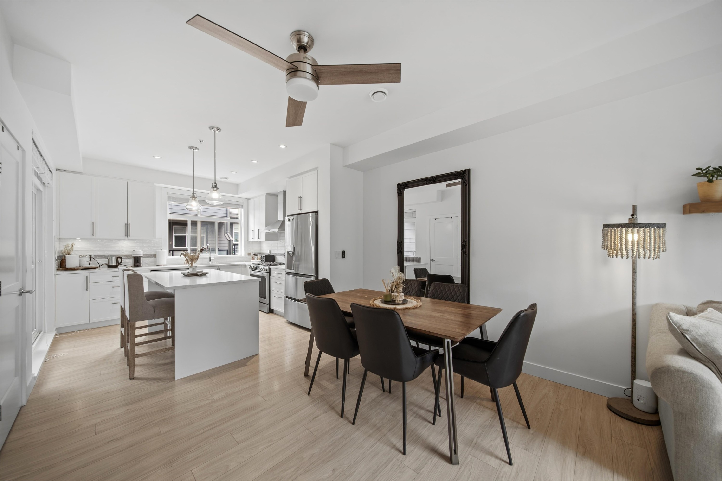 50-8430 203A Street, Langley, BC - Indoor