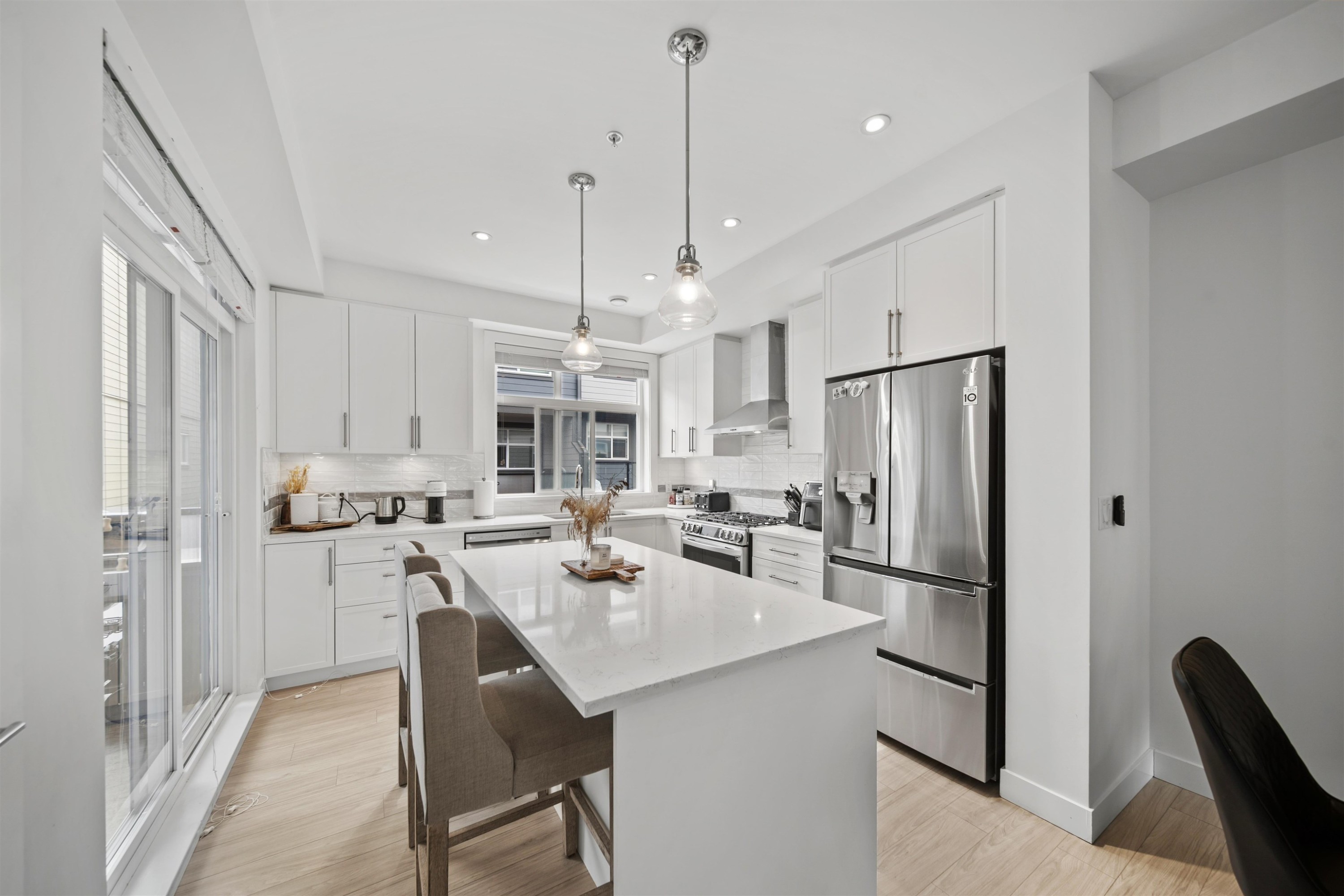 50-8430 203A Street, Langley, BC - Indoor Photo Showing Kitchen With Upgraded Kitchen