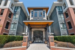 109-15137 33rd Avenue Surrey, BC V3Z 0Y1