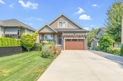 8506 Lakeview Road Mission, BC V2V 7L8