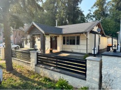 13317 84 Avenue Surrey, BC V3W 3H1