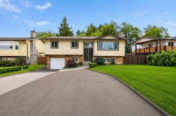 11926 77a Avenue Surrey, BC V4C 7K1