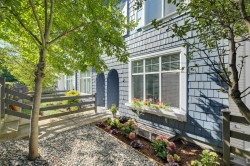 84-15268 28 Avenue Surrey, BC V4P 0E8