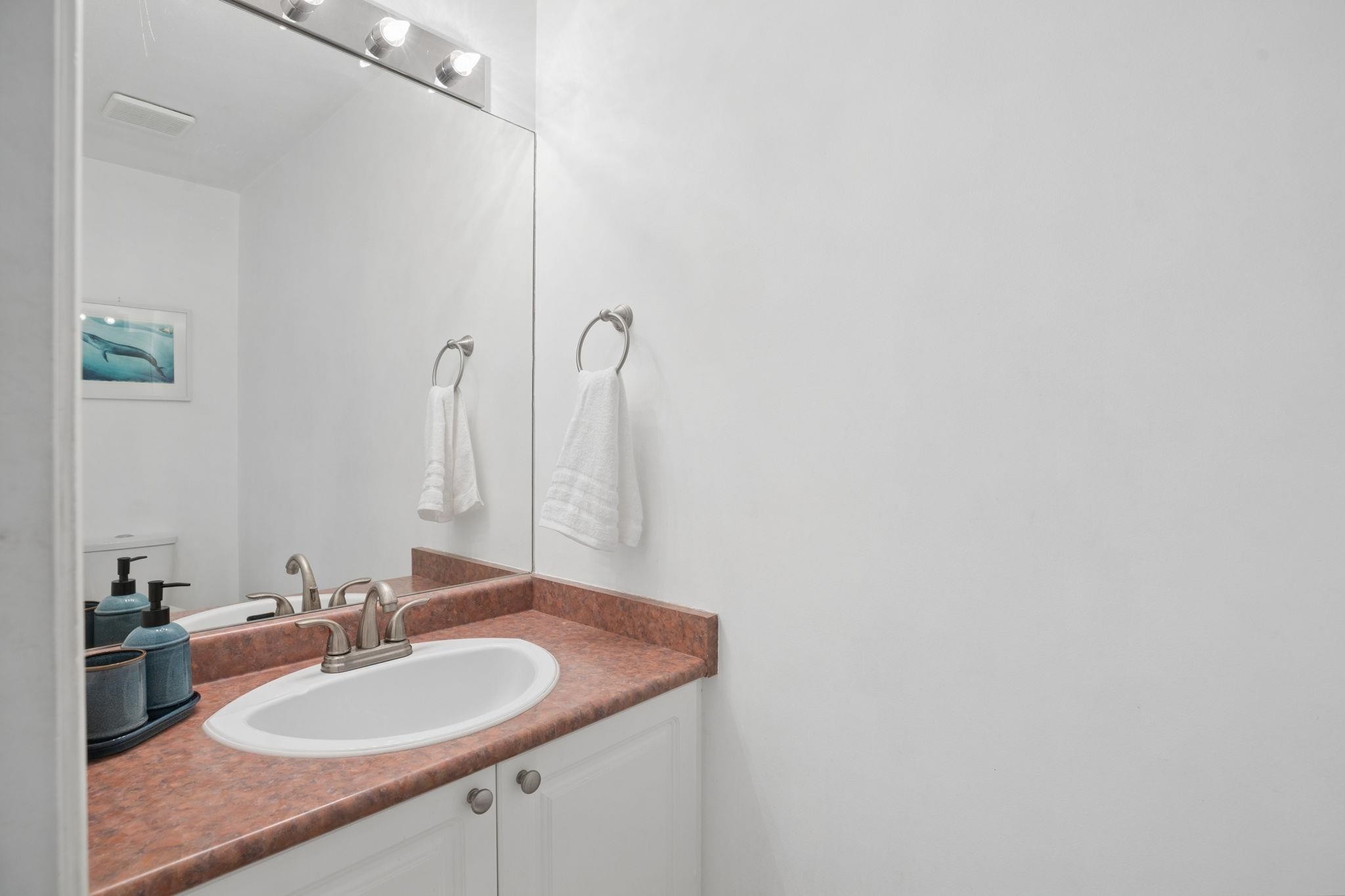 30-16155 82 Avenue, Surrey, BC - Indoor Photo Showing Bathroom
