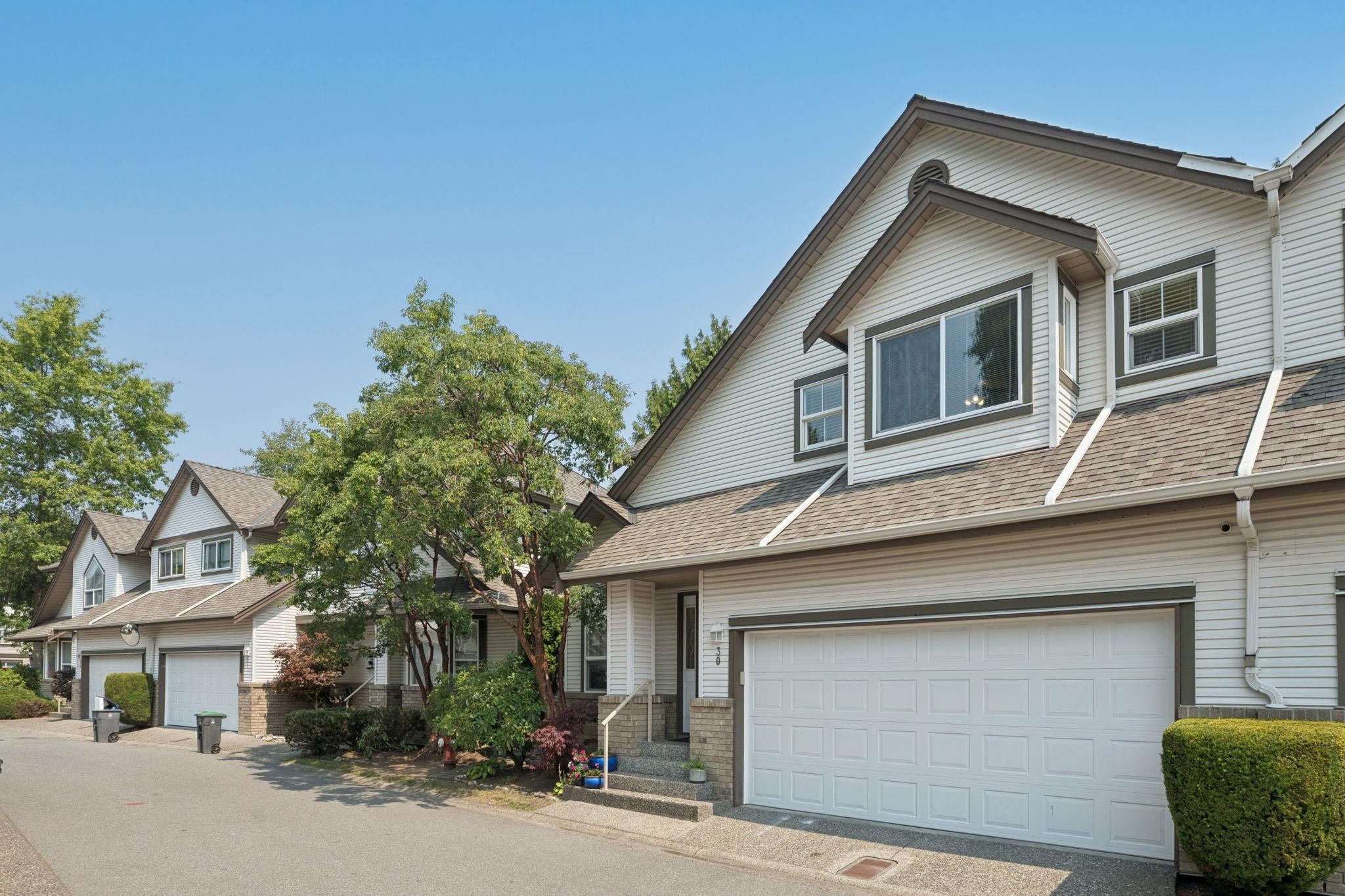 30-16155 82 Avenue, Surrey, BC - Outdoor With Facade