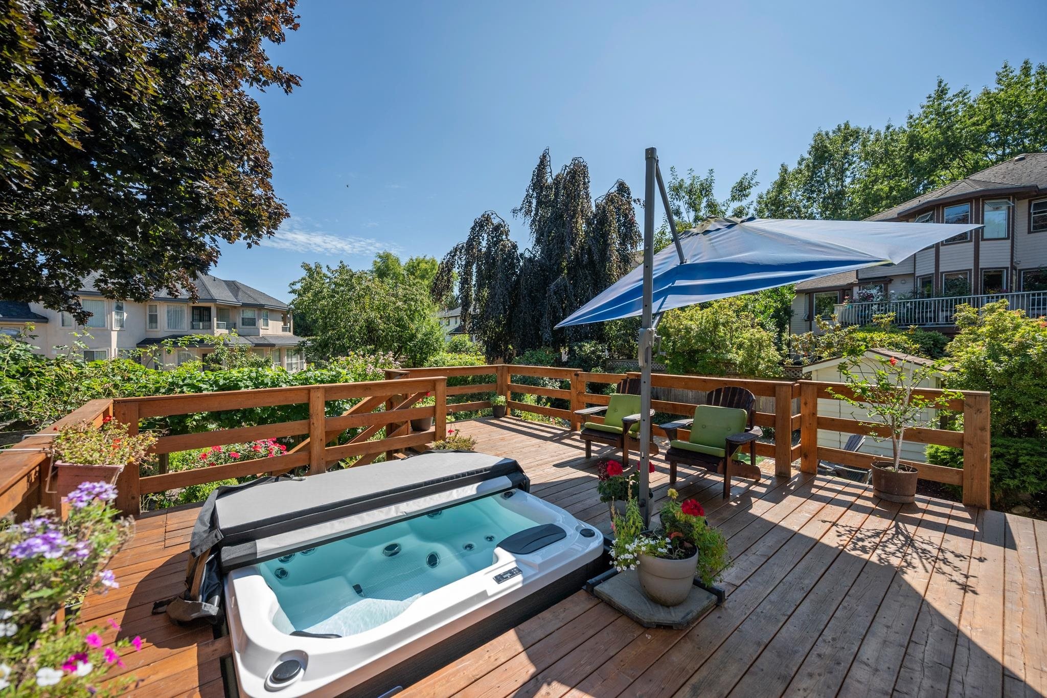 16614 Cherryhill Crescent, Surrey, BC - Outdoor With Deck Patio Veranda