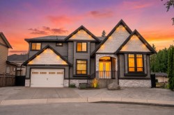 14516 110a Avenue Surrey, BC V3R 2B5