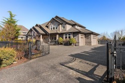 3438 156 Street Surrey, BC V3Z 0G4