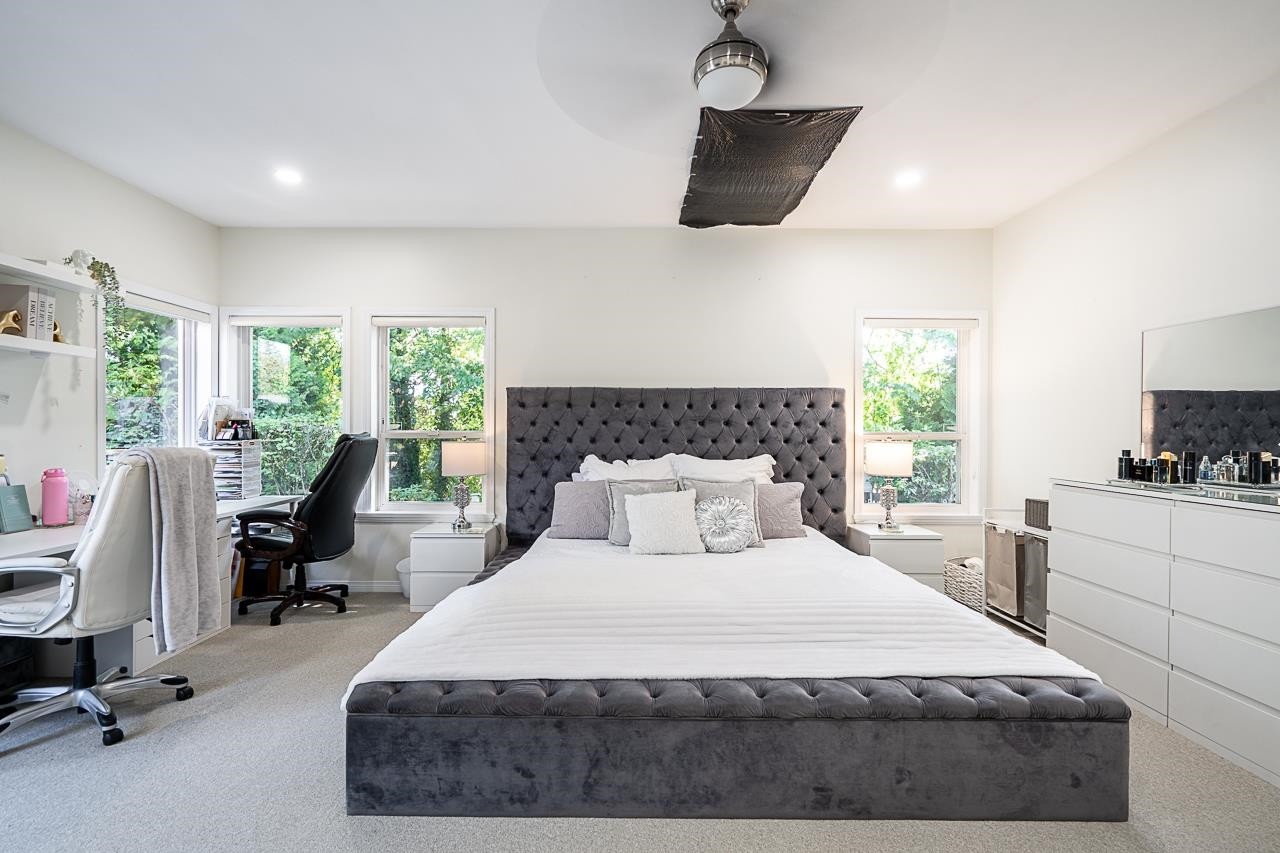 5758 Kettle Crescent W, Surrey, BC - Indoor Photo Showing Bedroom