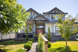 13486 64 Avenue Surrey, BC V3W 1Y3