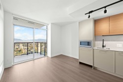 3606-13745 George Junction Surrey, BC V3T 4Y3
