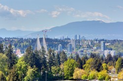 1805-13308 Central Avenue Surrey, BC V3T 0M4