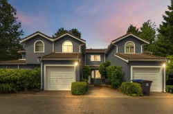 2-10094 154 Street Surrey, BC V3R 4J6