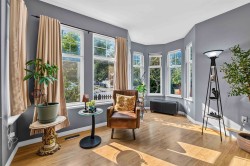 5790 149 Street Surrey, BC V3S 8W4