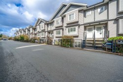 11-11255 132 Street Surrey, BC V3R 4E3