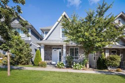2136 165b Street Surrey, BC V3Z 0V6