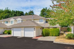 8-21928 48 Avenue Langley, BC V3A 8H1