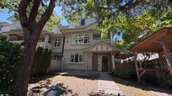 6-2733 Parkway Drive Surrey, BC V4P 3P7