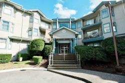 313-10756 138 Street NSurrey, BC V3T 4K5