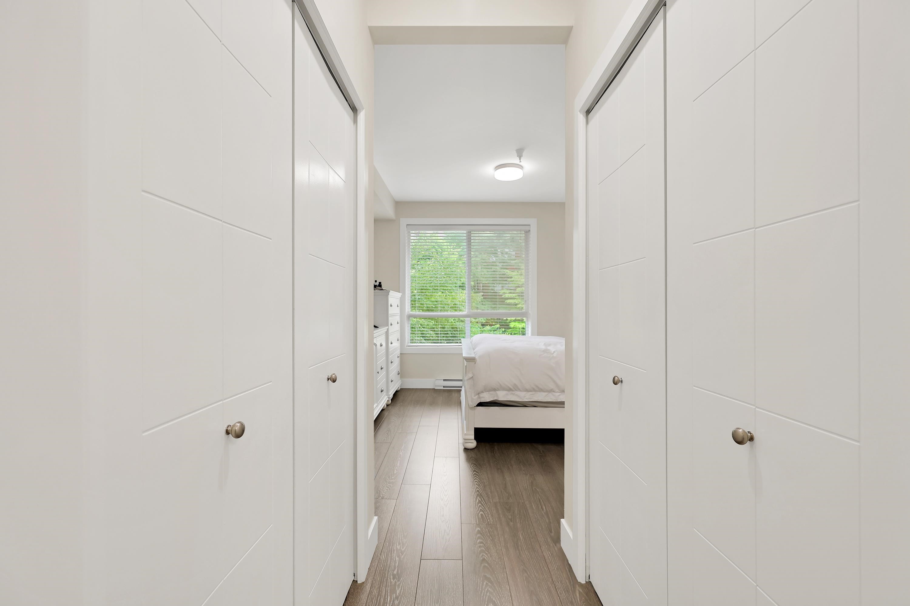 116-15351 101 Avenue, Surrey, BC - Indoor Photo Showing Other Room
