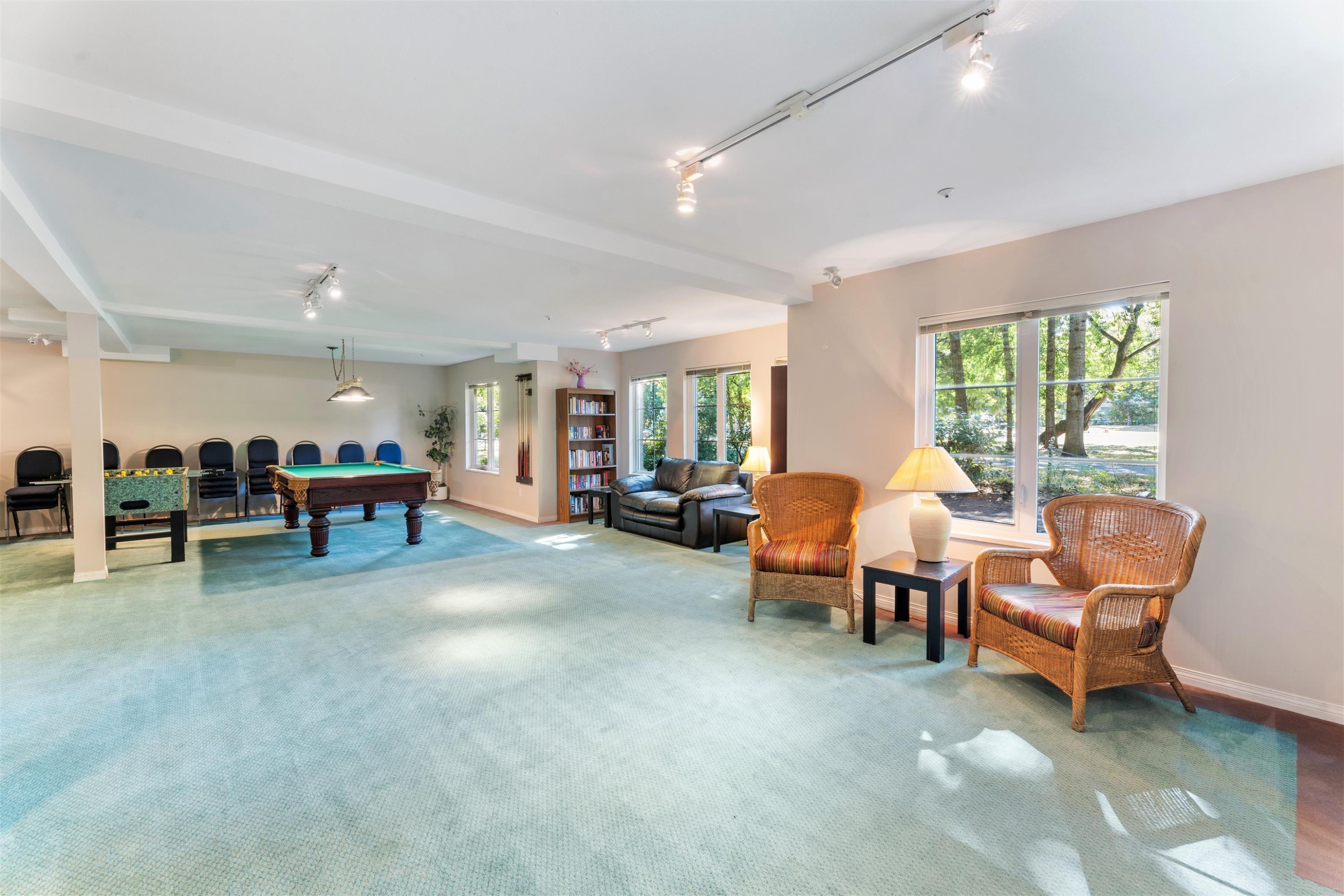 406-12155 75A Avenue, Surrey, BC - Indoor