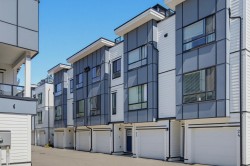 22-5476 Brydon Crescent Langley, BC V4A 4A3