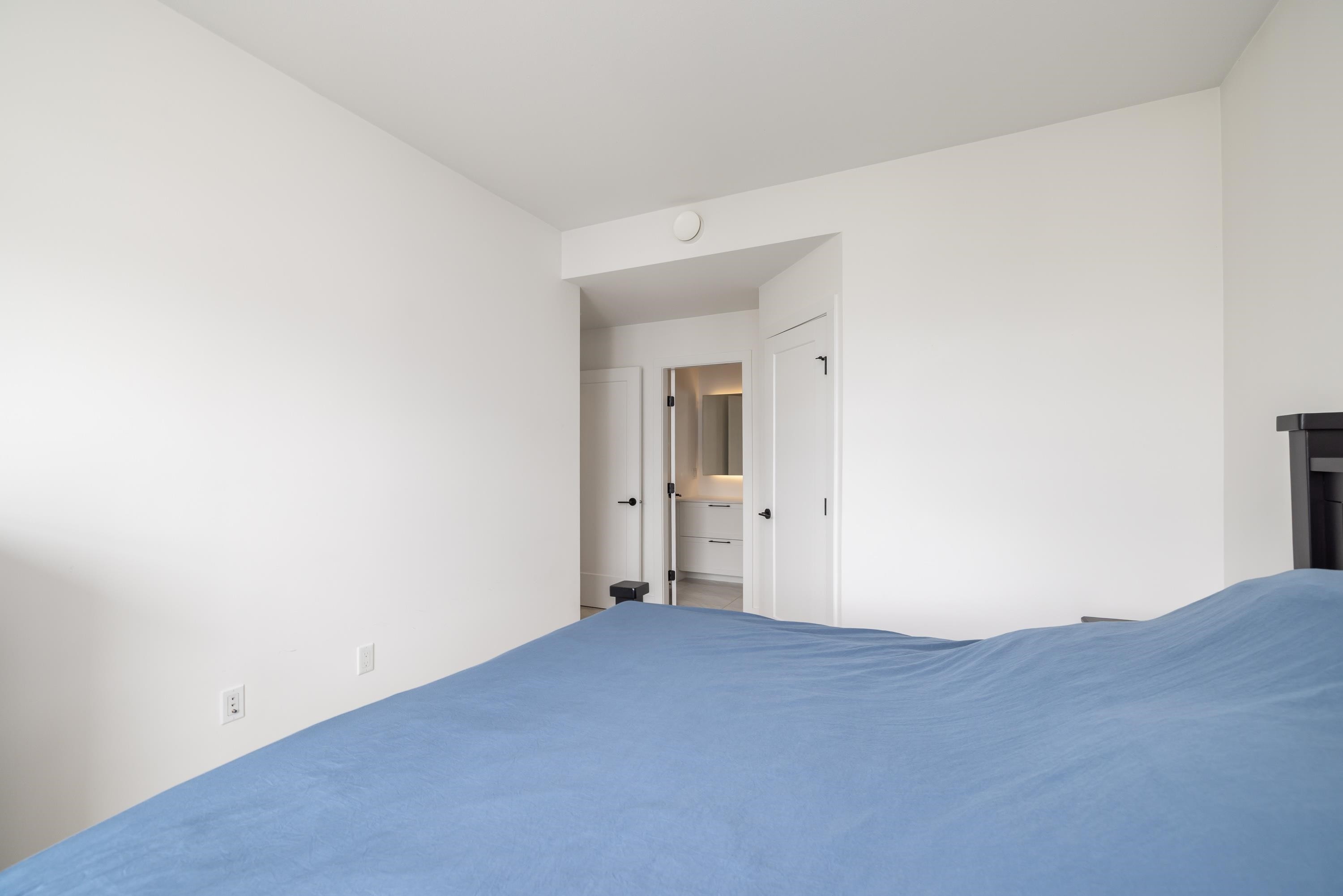 27-17555 57A Avenue, Surrey, BC - Indoor Photo Showing Bedroom