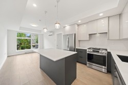 103-15353 17 Avenue Surrey, BC V4A 1T8