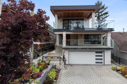 952 Parker Street  White Rock, BC V4B 4R4