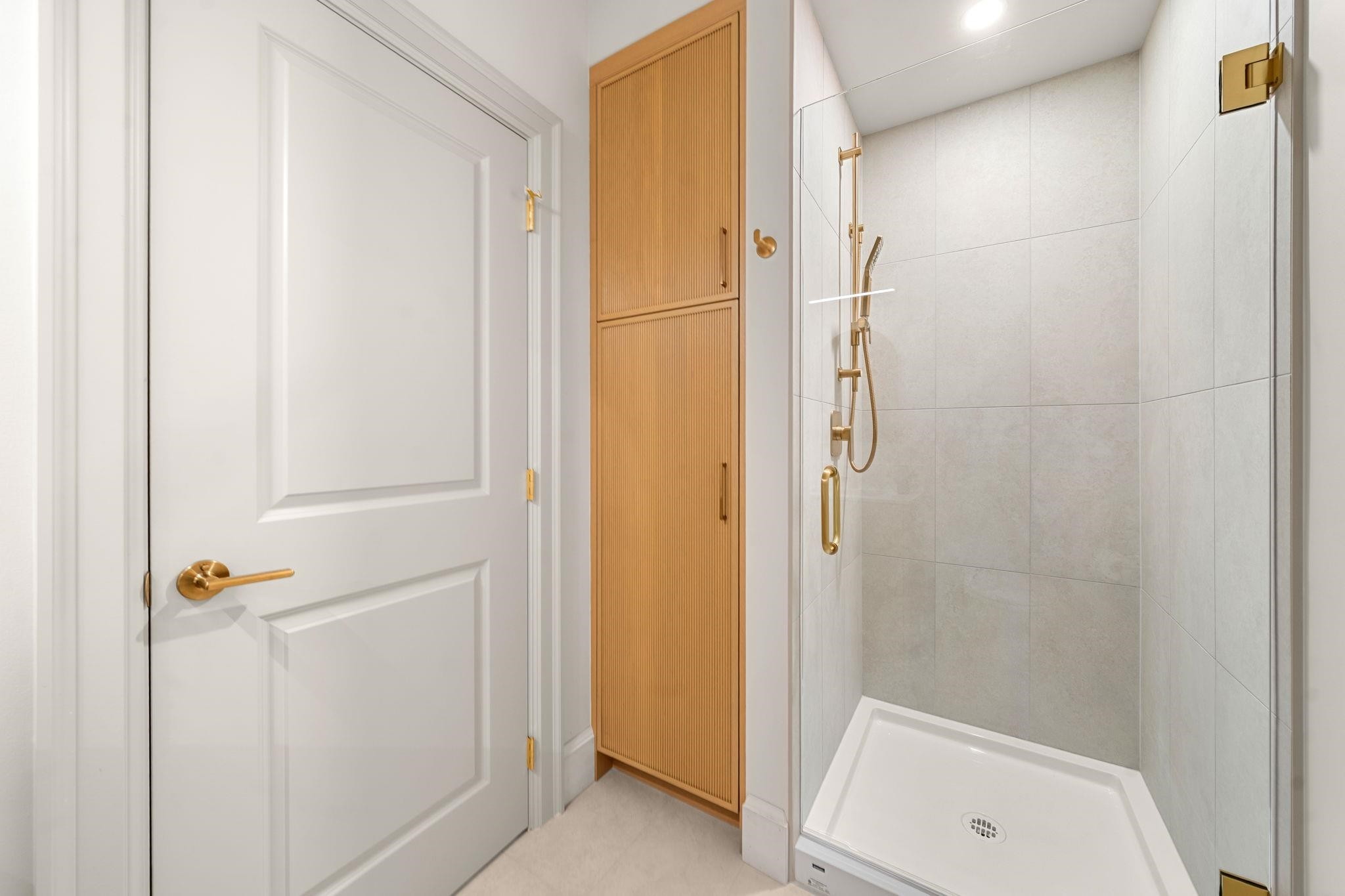 65-2533 152 Street, Surrey, BC - Indoor