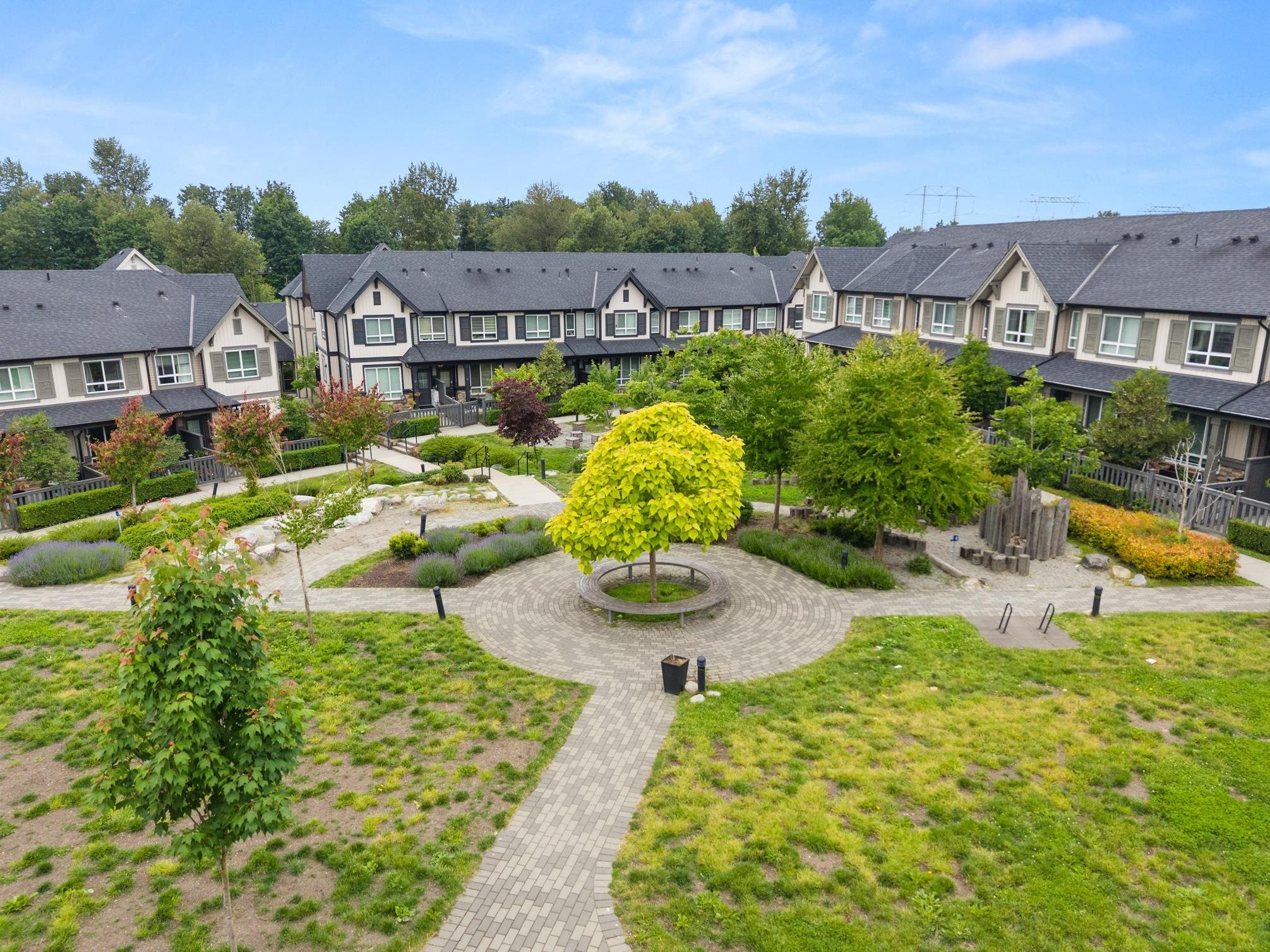 31-30930 Westridge Place, Abbotsford, BC - Outdoor